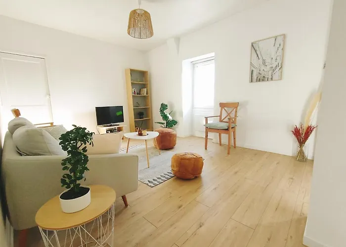 Quiet & Cosy Near Loire River & Tramway 南特