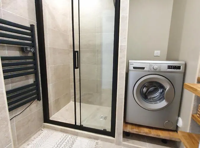 公寓 Quiet & Cosy Near Loire River & Tramway