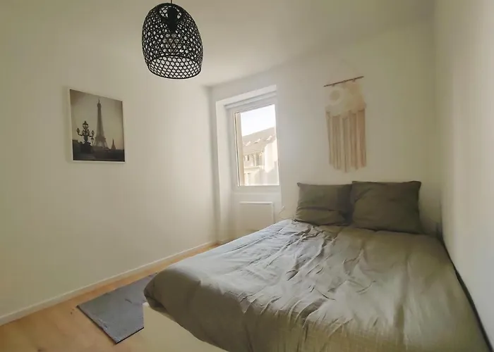 Quiet & Cosy Near Loire River & Tramway *